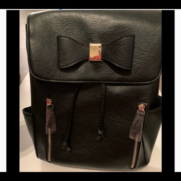 Women’s backpack
NWT
Under One Sky - Picture 4 of 4